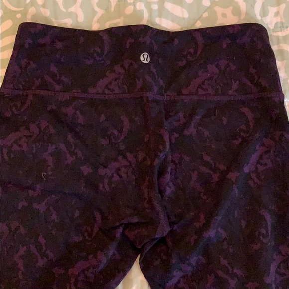 Lululemon: Patterned wonder under pants (unhemmed) - Picture 3 of 4